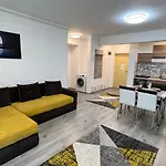 Robedy * מאמאיה